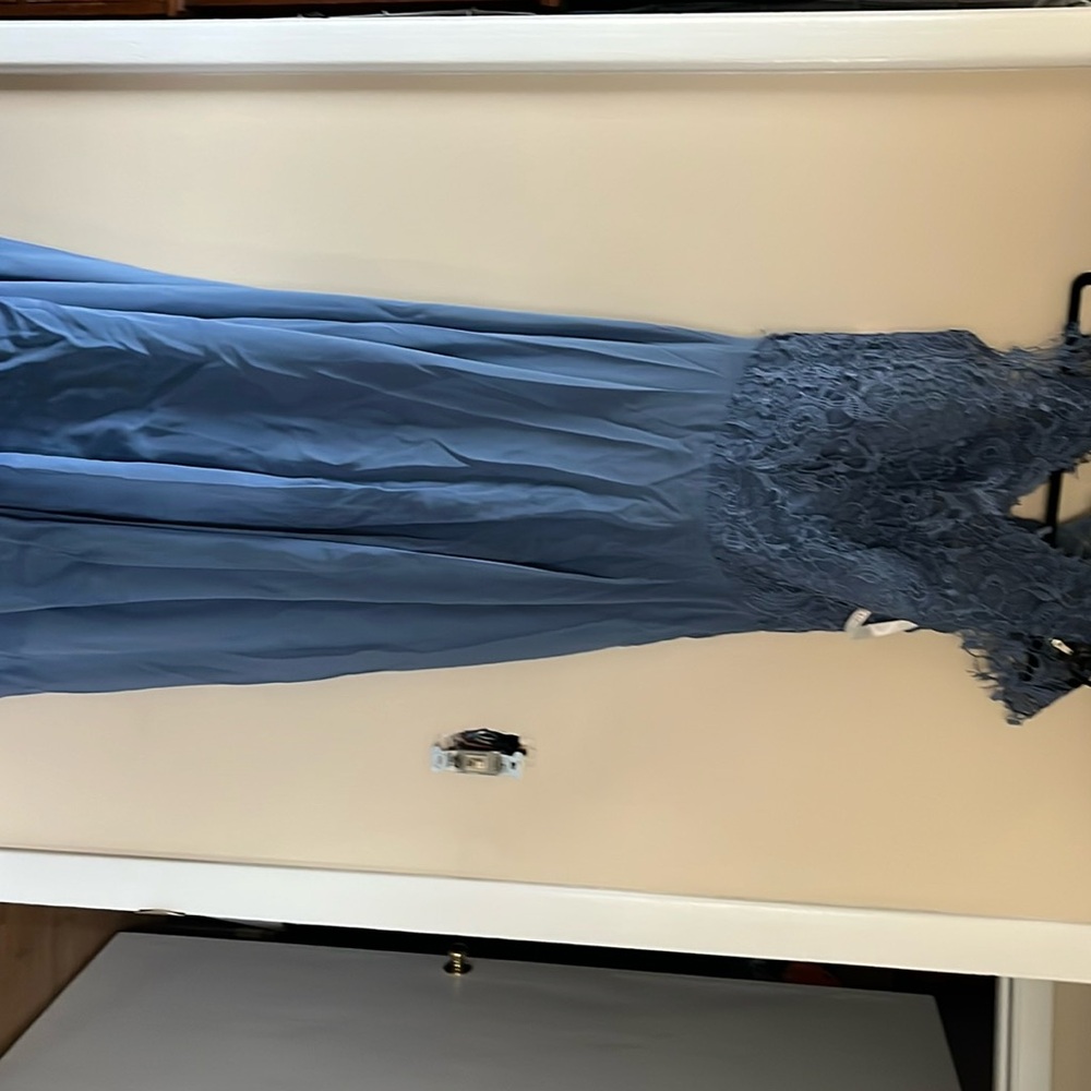 JJ’s house Bridesmaid Dress Size 12